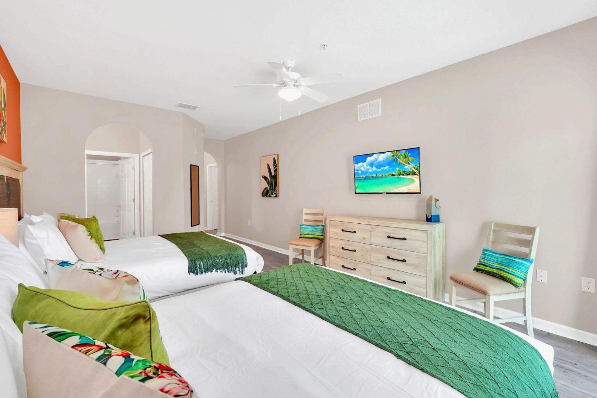 2br With Pool & Hot Tub - Near *