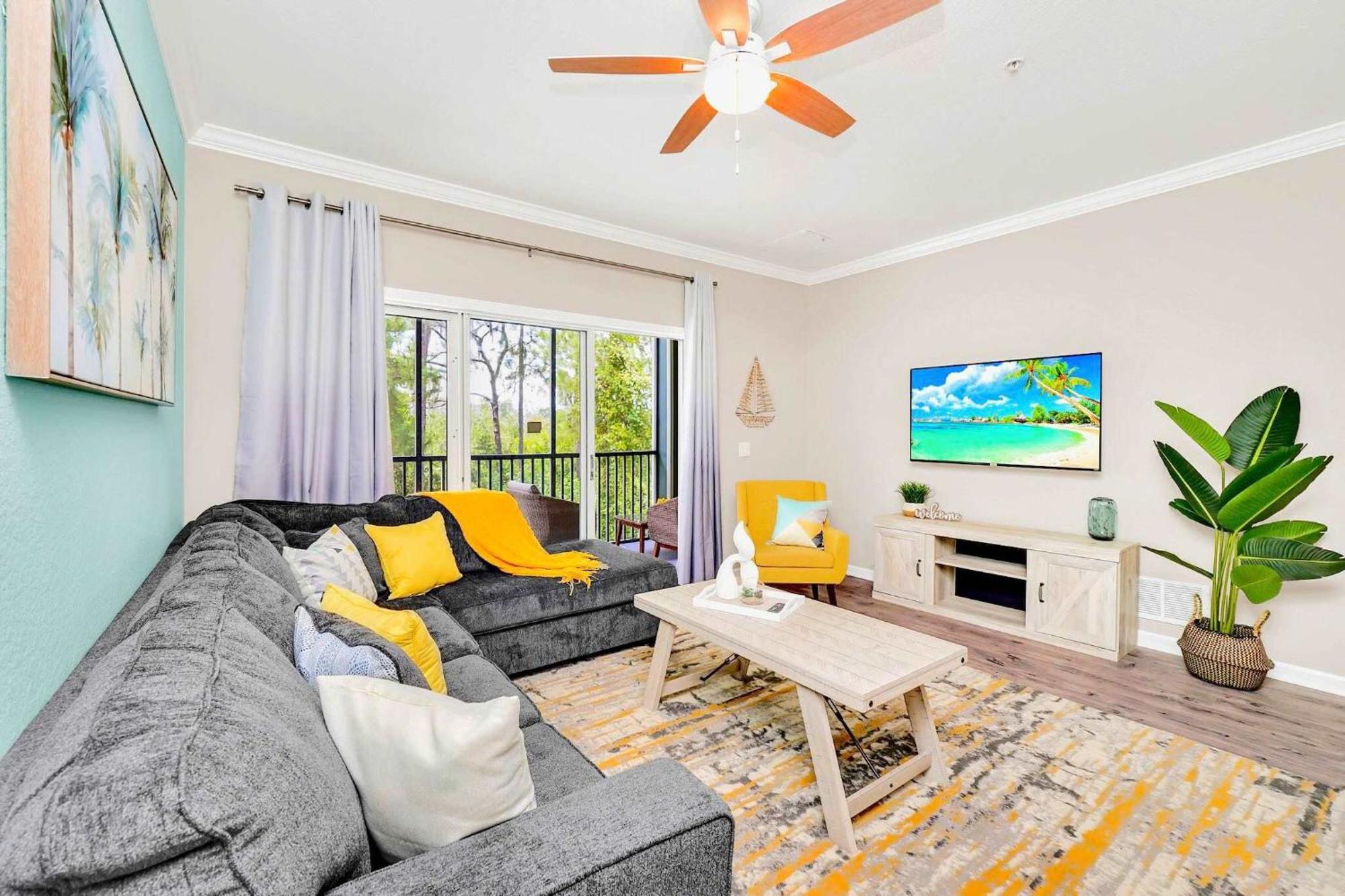 2br With Pool & Hot Tub - Near